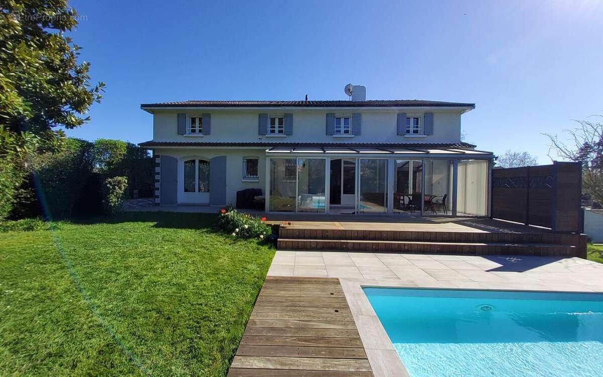 Maison à CHEMILLE