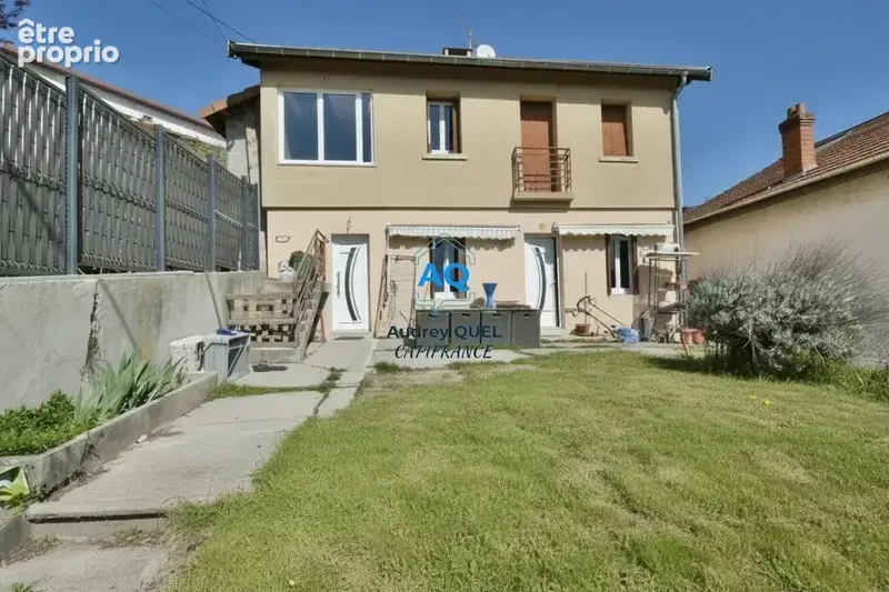 Maison à BELLEGARDE-SUR-VALSERINE