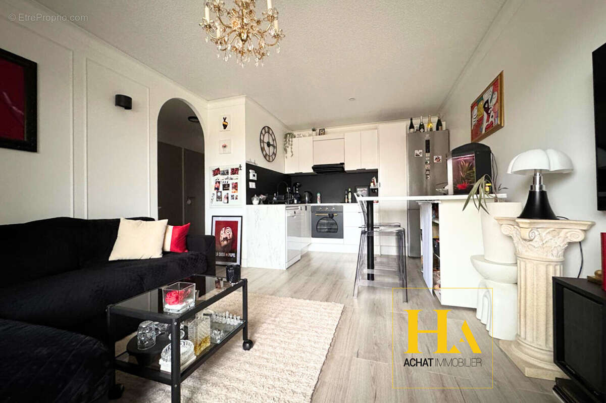 Appartement à MONTBERON