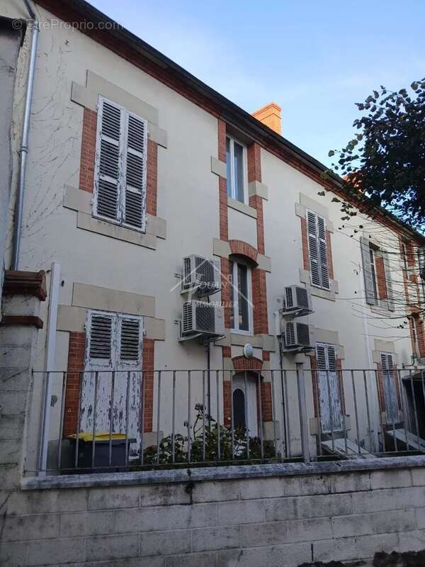 Appartement à VARENNES-SUR-ALLIER