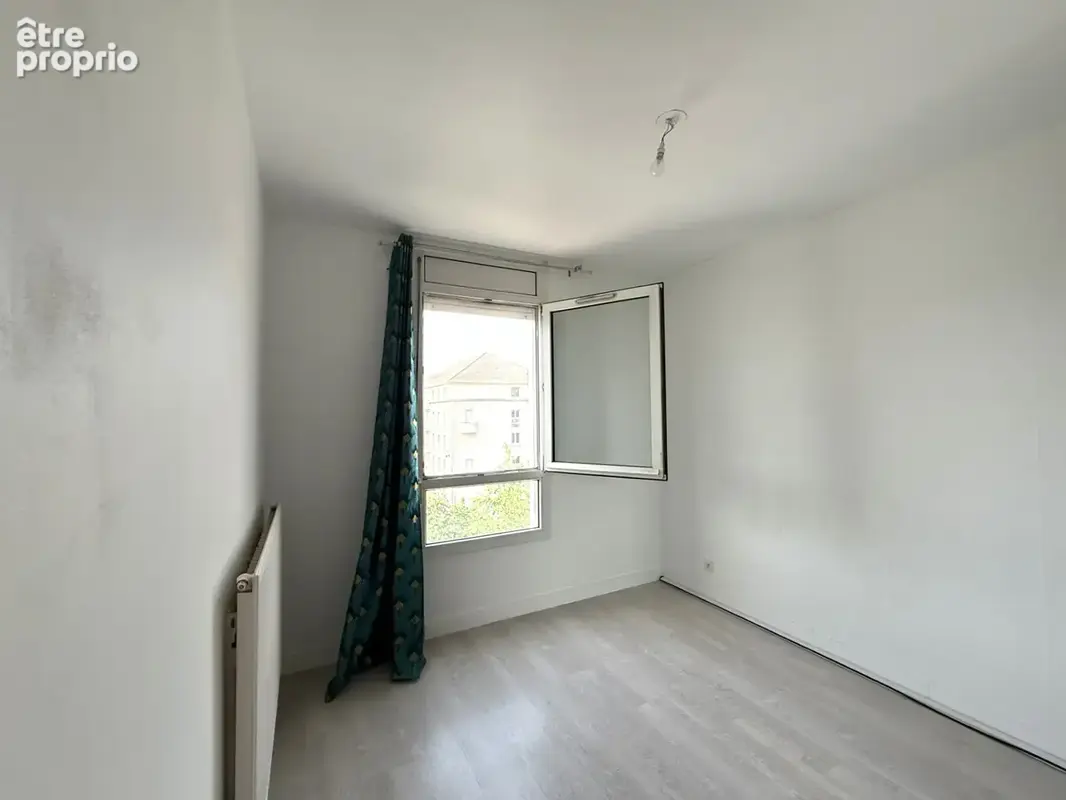 2 pièces lumineux avec balcon en étage élevé - photo 8