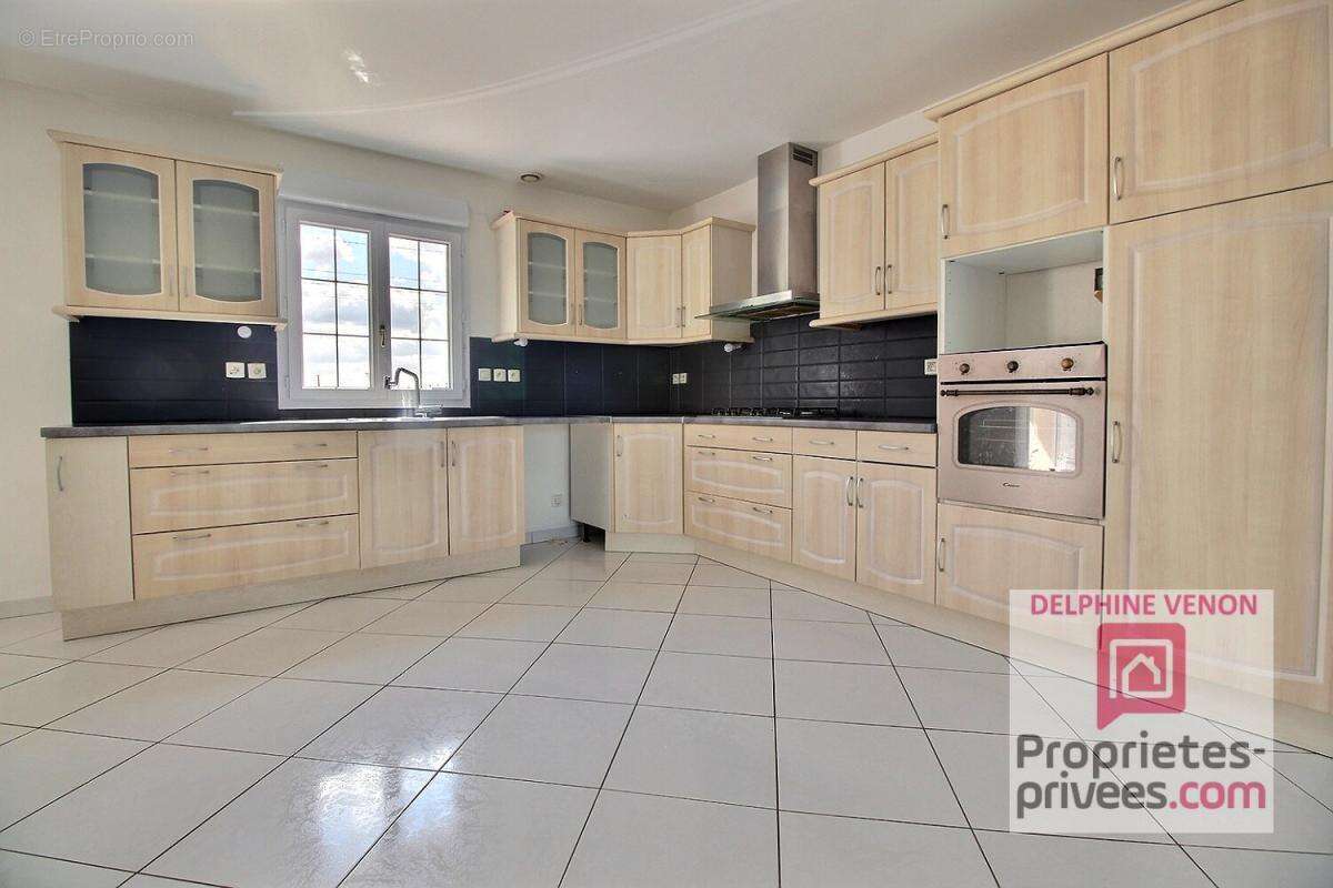 Maison à CHATEAUNEUF-SUR-LOIRE