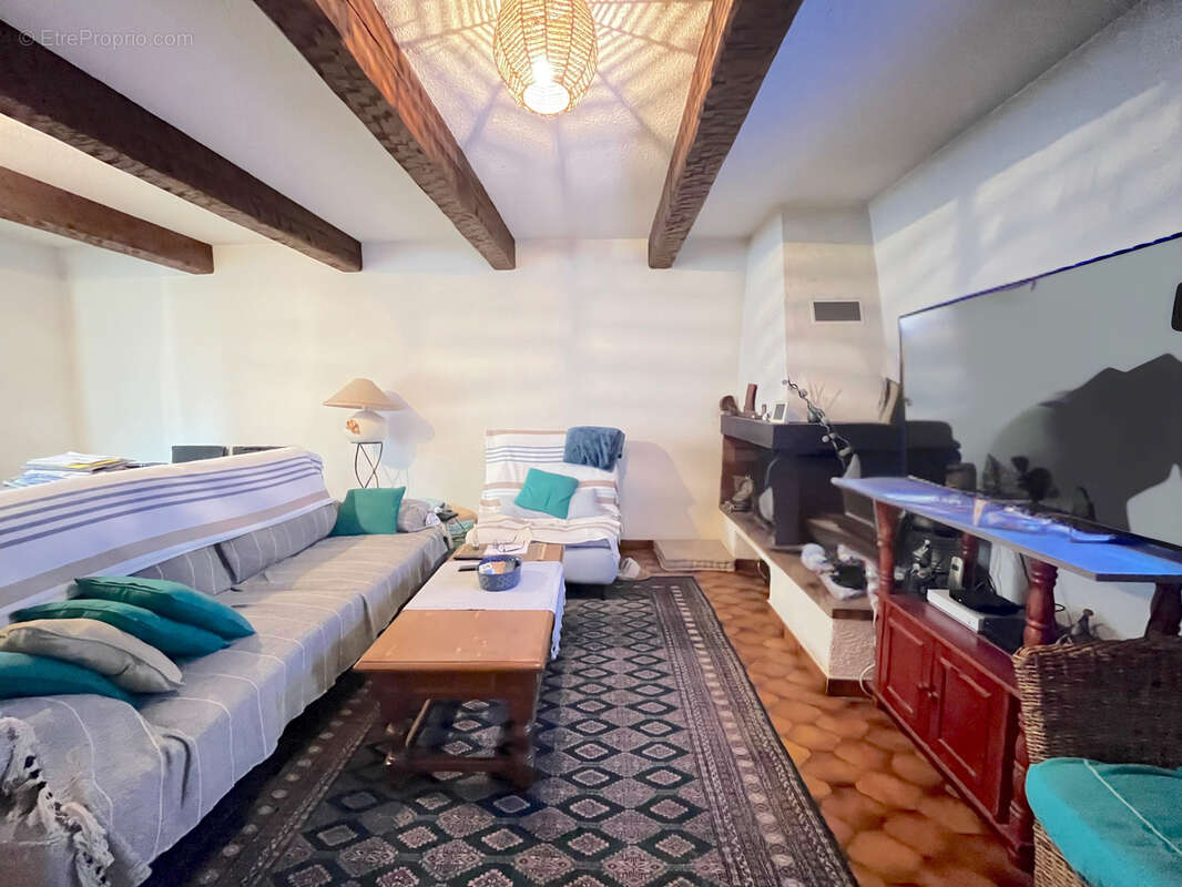 Maison à SIX-FOURS-LES-PLAGES