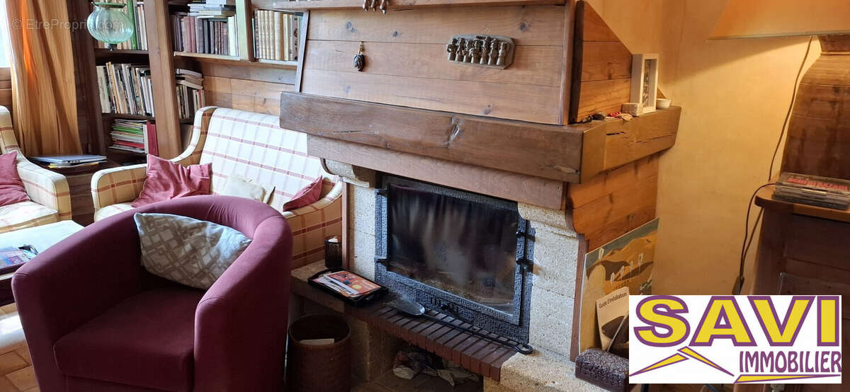 Maison à LA SELLE-SUR-LE-BIED