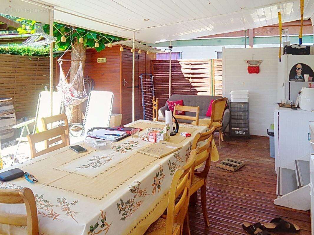 Beauzac(43), mobil - home de 26 m2 habitables, 1 chambre, sur 138 m2 de terrain - photo 12