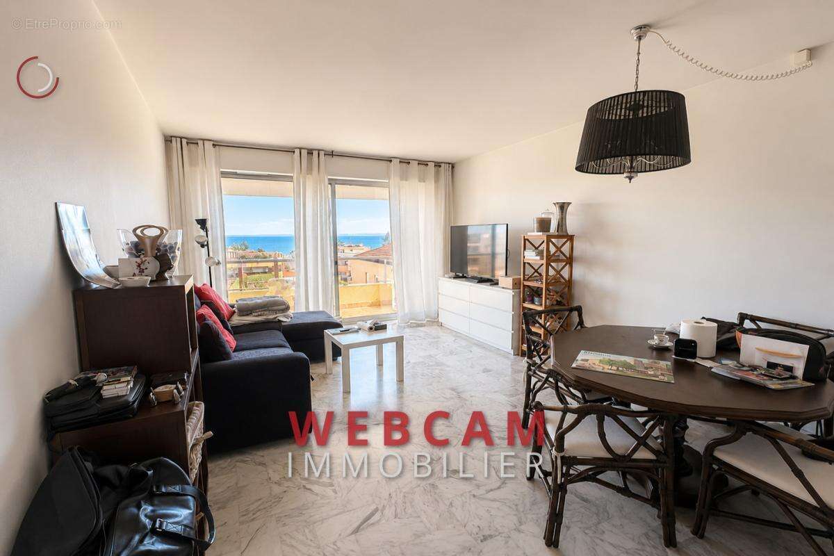 Appartement à ROQUEBRUNE-CAP-MARTIN