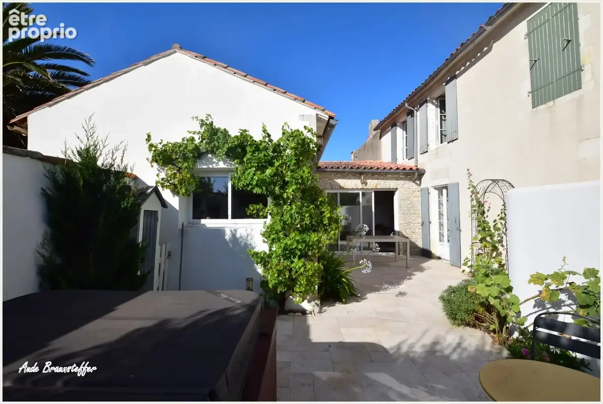 Maison à SAINT-CLEMENT-DES-BALEINES