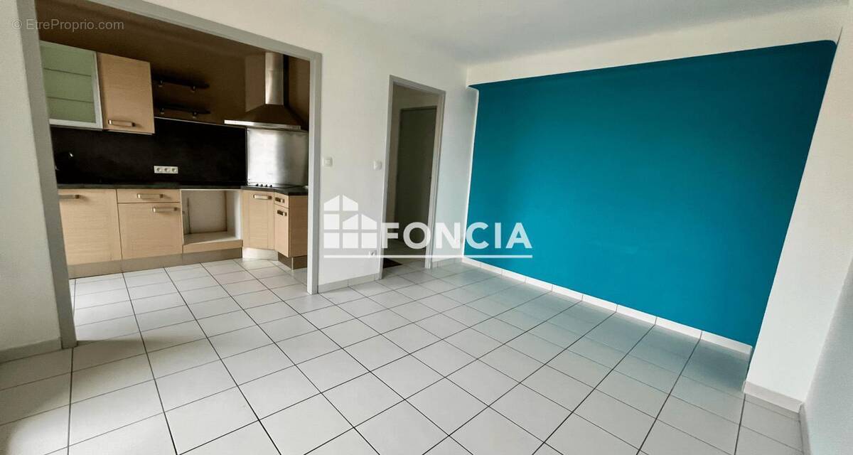 Appartement à SAINT-CYR-SUR-MER