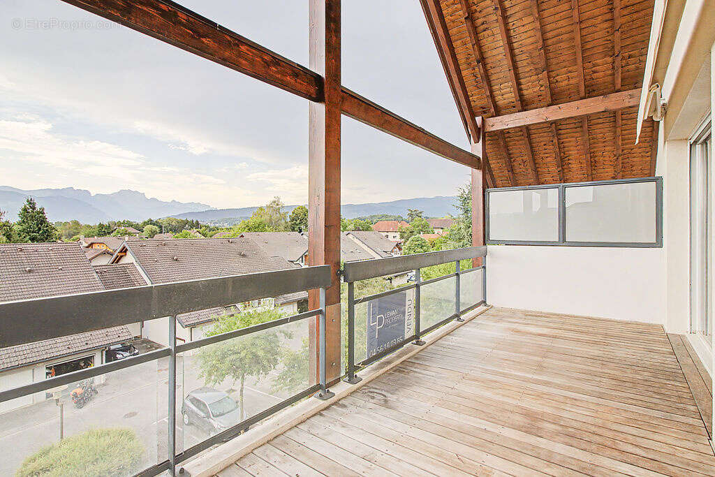 POISY - Duplex lumineux avec terrasse - photo 11