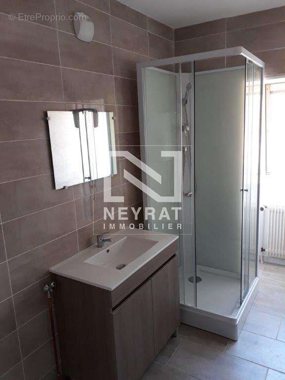 Appartement type 3 65.27 m2 avec cave et 2 garages VENDUS LOUES - photo 7