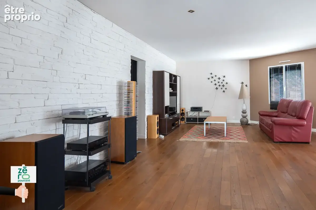 Maison moderne 4 chambres à La Boissière-des-Landes   Véranda, garage et jardin clos, sans travaux - photo 5