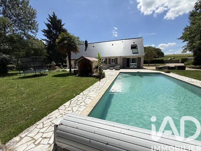 Photo 1 - Maison à VERNOU-SUR-BRENNE