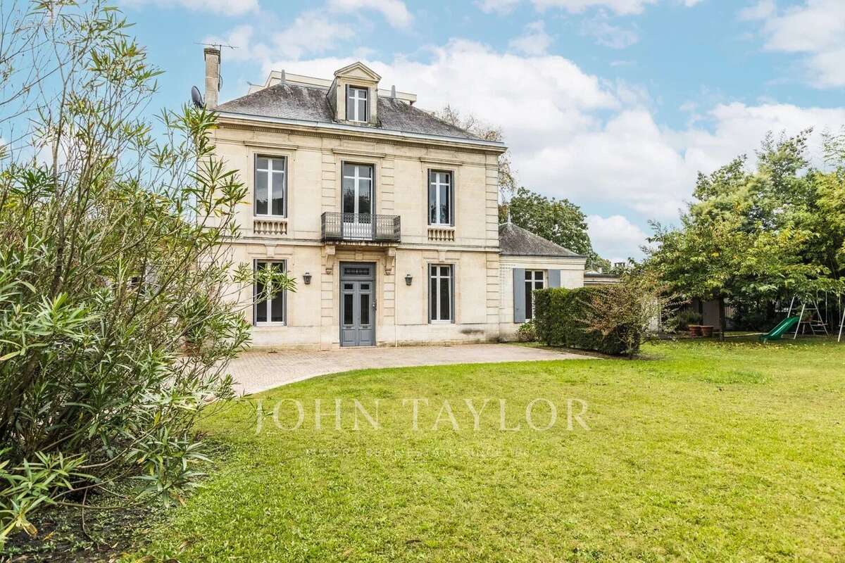 Maison à LE BOUSCAT