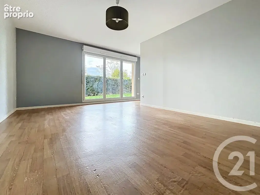 Appartement 3 pièces 65 m² à vendre à Pont-Audemer (27500) - photo 2