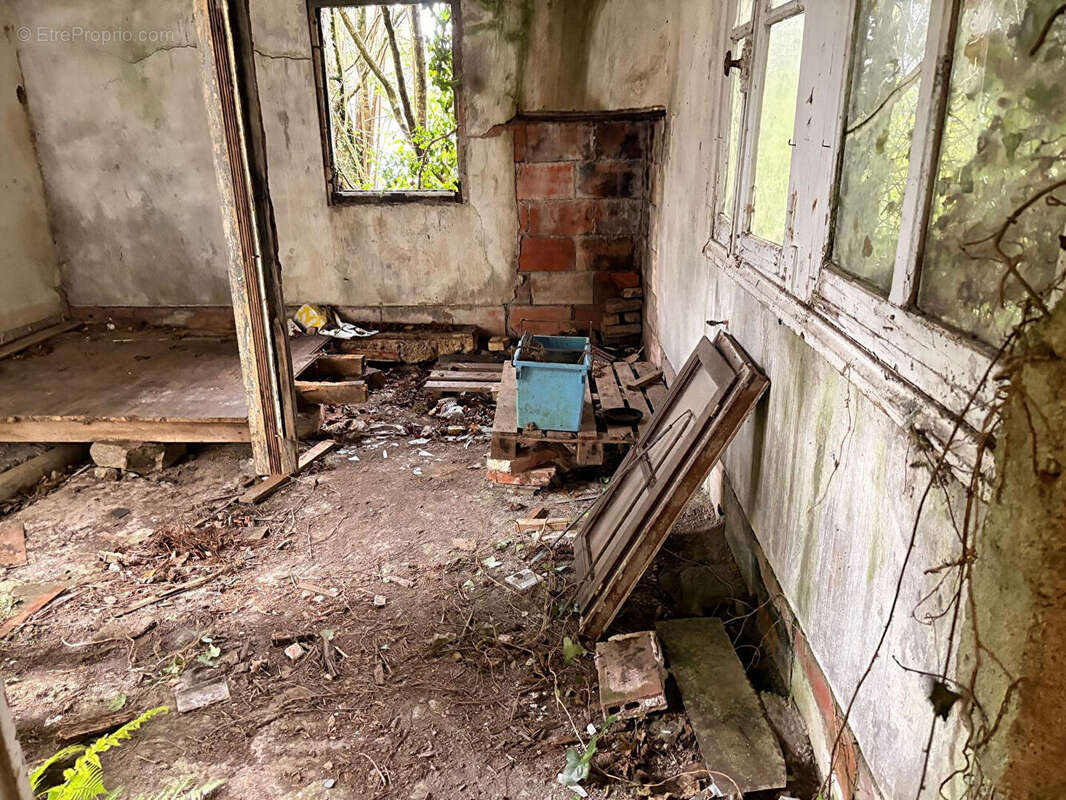 Maison à PLOUNEOUR-MENEZ