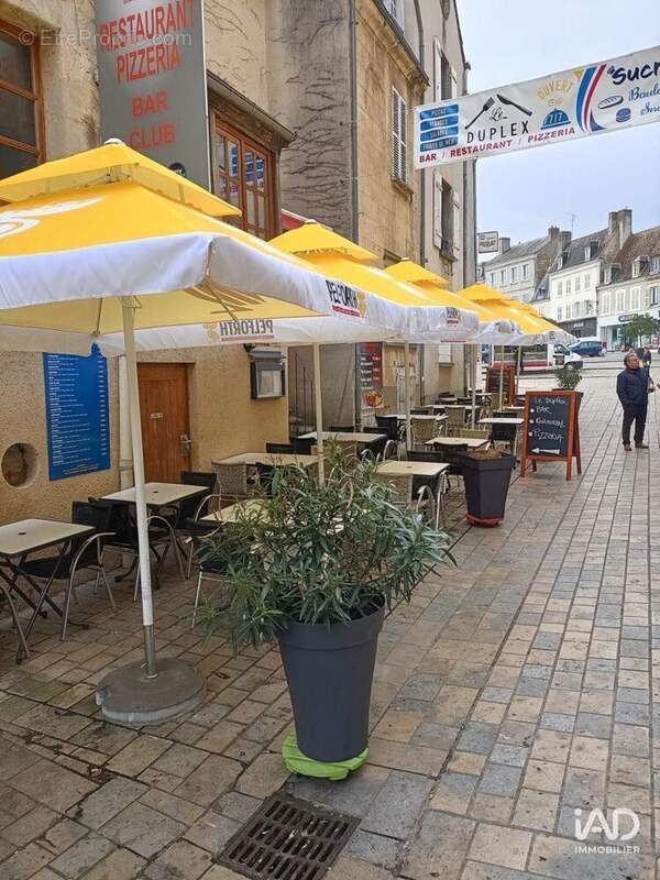 Photo 8 - Commerce à LA CHATRE