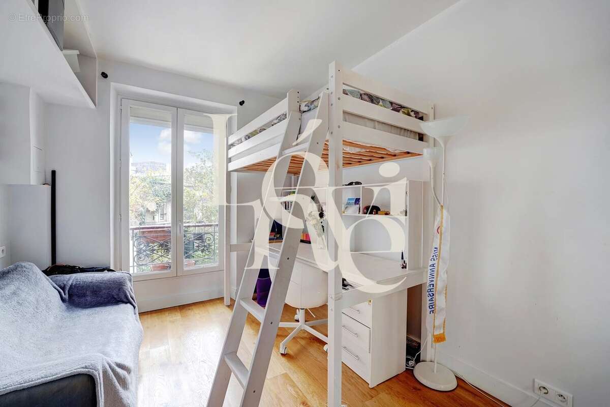 Appartement à PARIS-5E