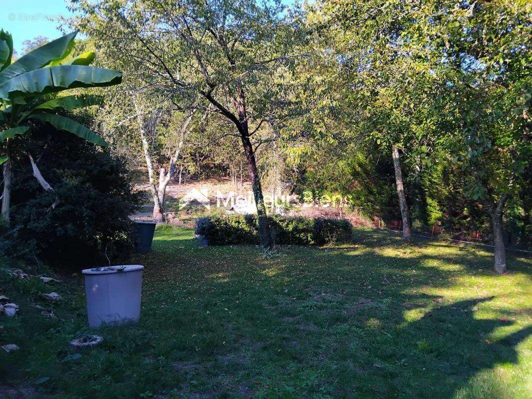 Maison à PORT-SAINTE-FOY-ET-PONCHAPT