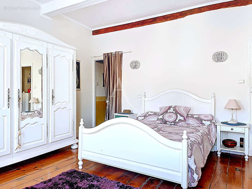 Maison à BRUGUIERES