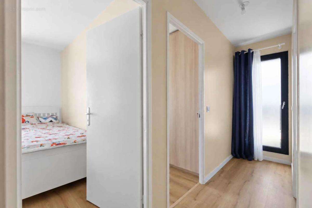 Appartement à BUSSY-SAINT-GEORGES