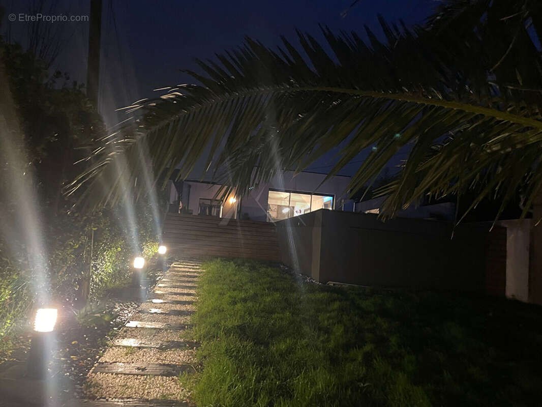 Maison à LE RELECQ-KERHUON