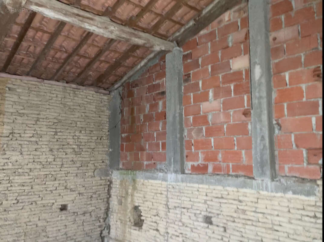 Maison à DIEUPENTALE