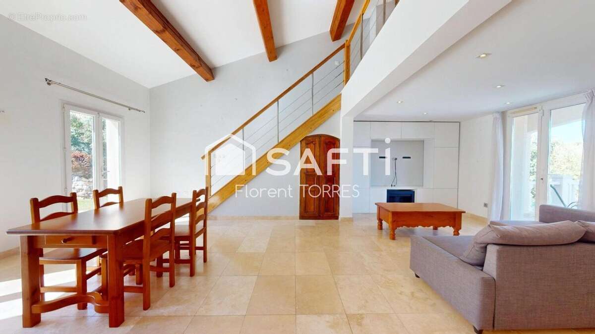 Photo 3 - Maison à SIX-FOURS-LES-PLAGES