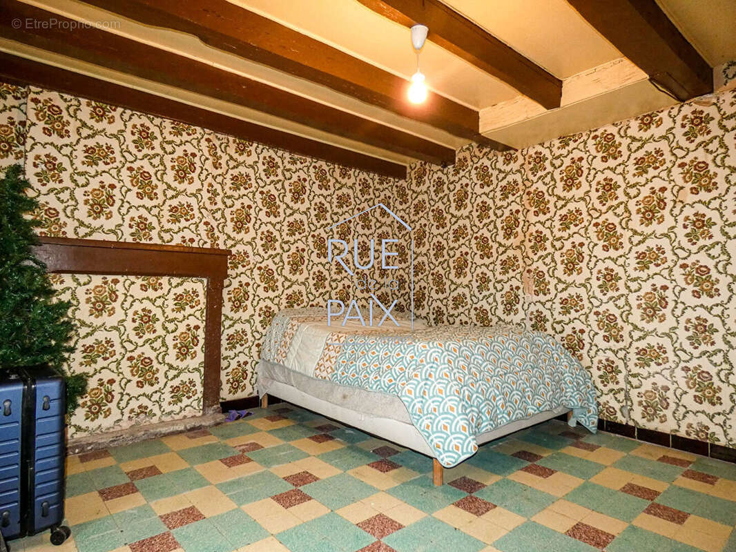 Maison à SAINT-JEAN-DE-SAUVES