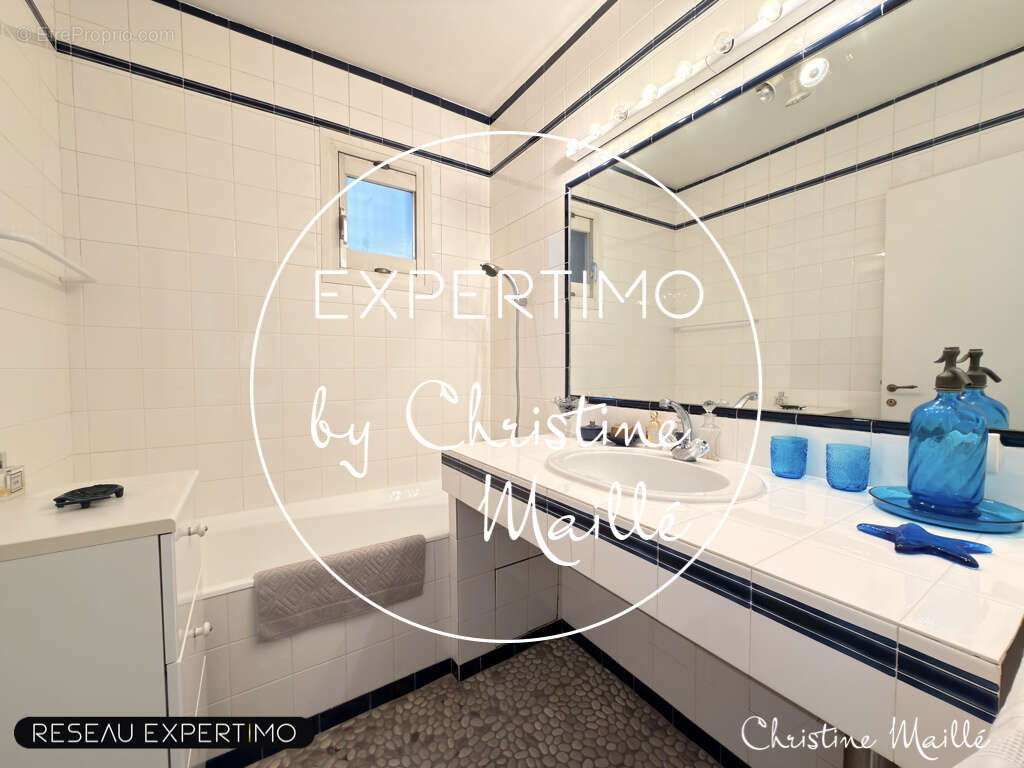 Appartement à VERSAILLES