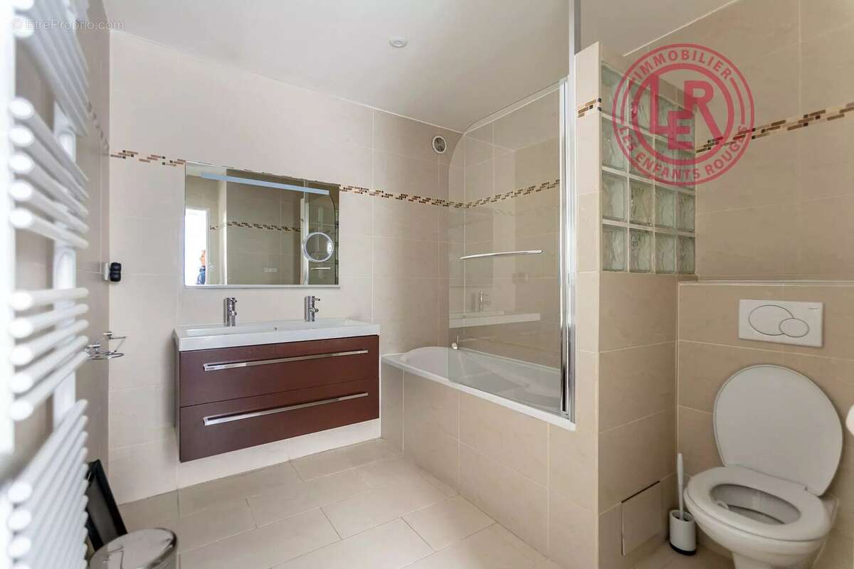 Appartement à PARIS-4E