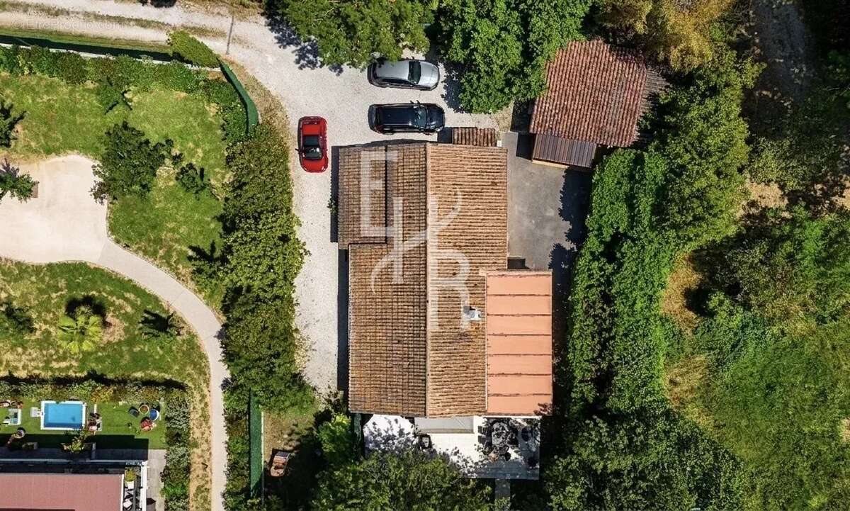 Maison à MOUGINS