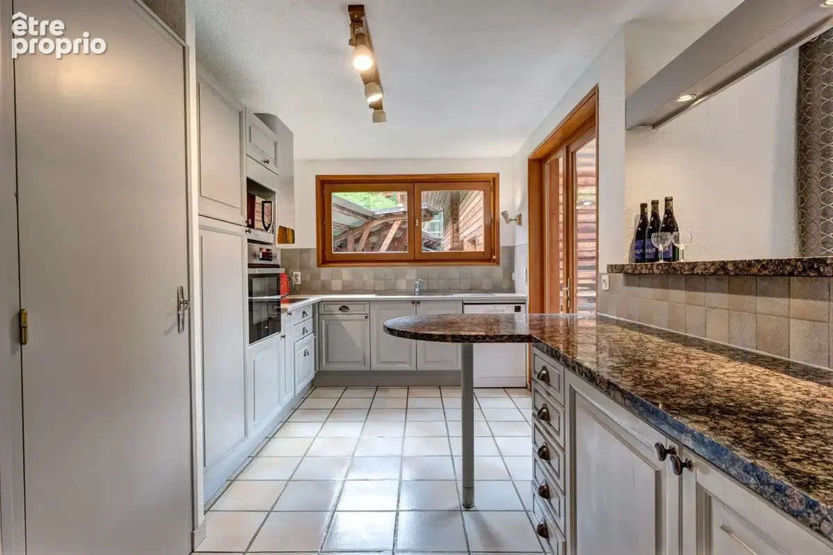 MORZINE - Chalet de 6 chambres - photo 4