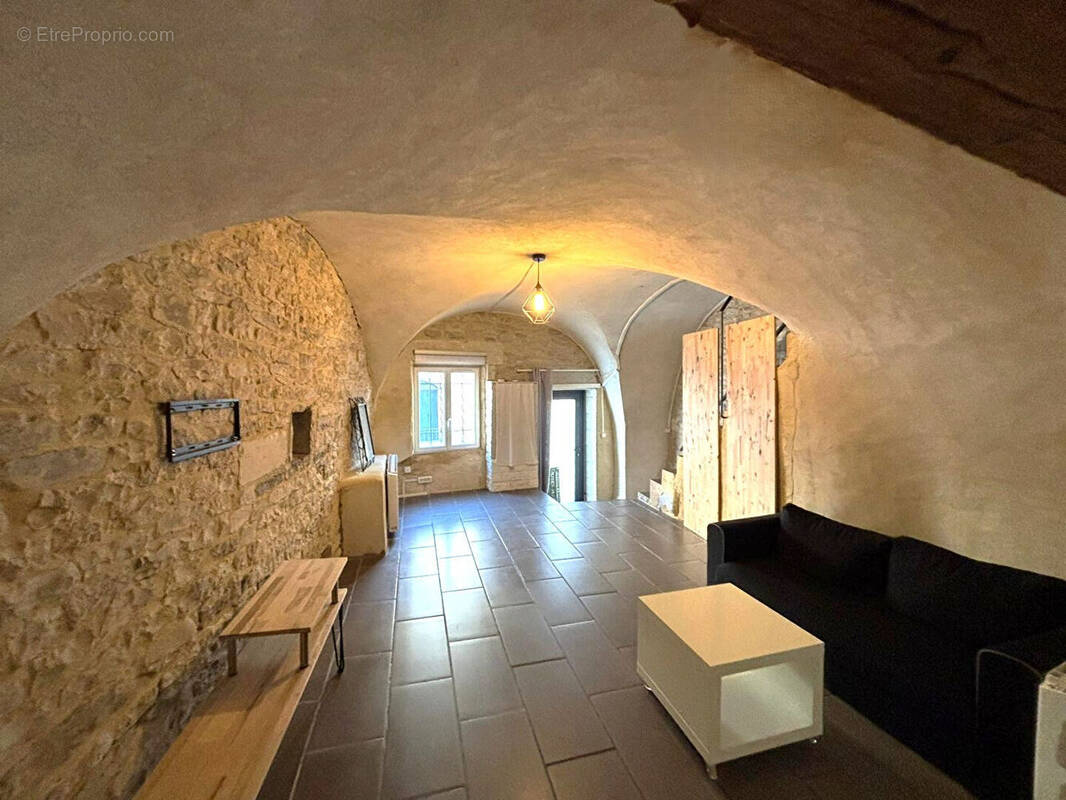 Maison à CALVISSON