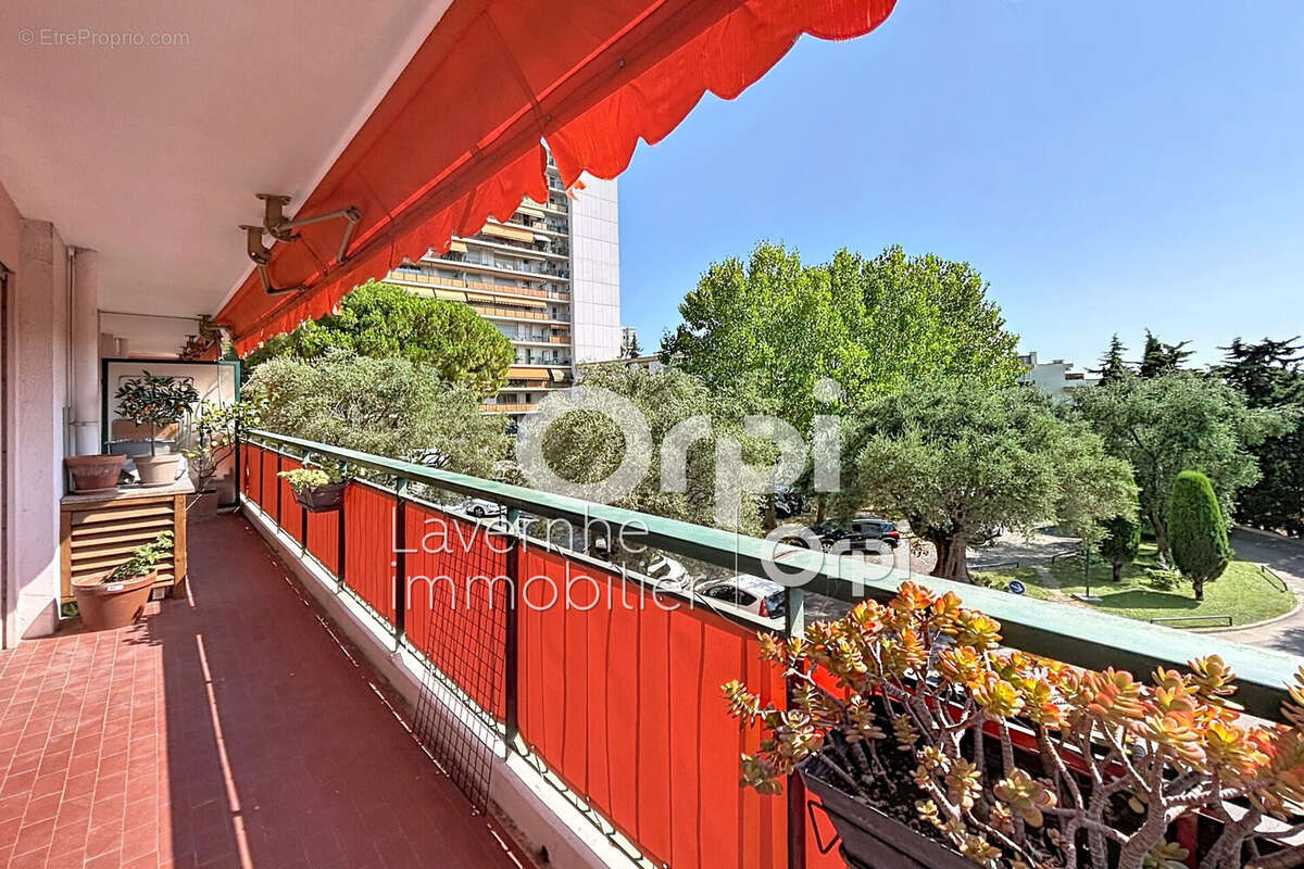 Appartement 76 m² à Antibes  - photo 2