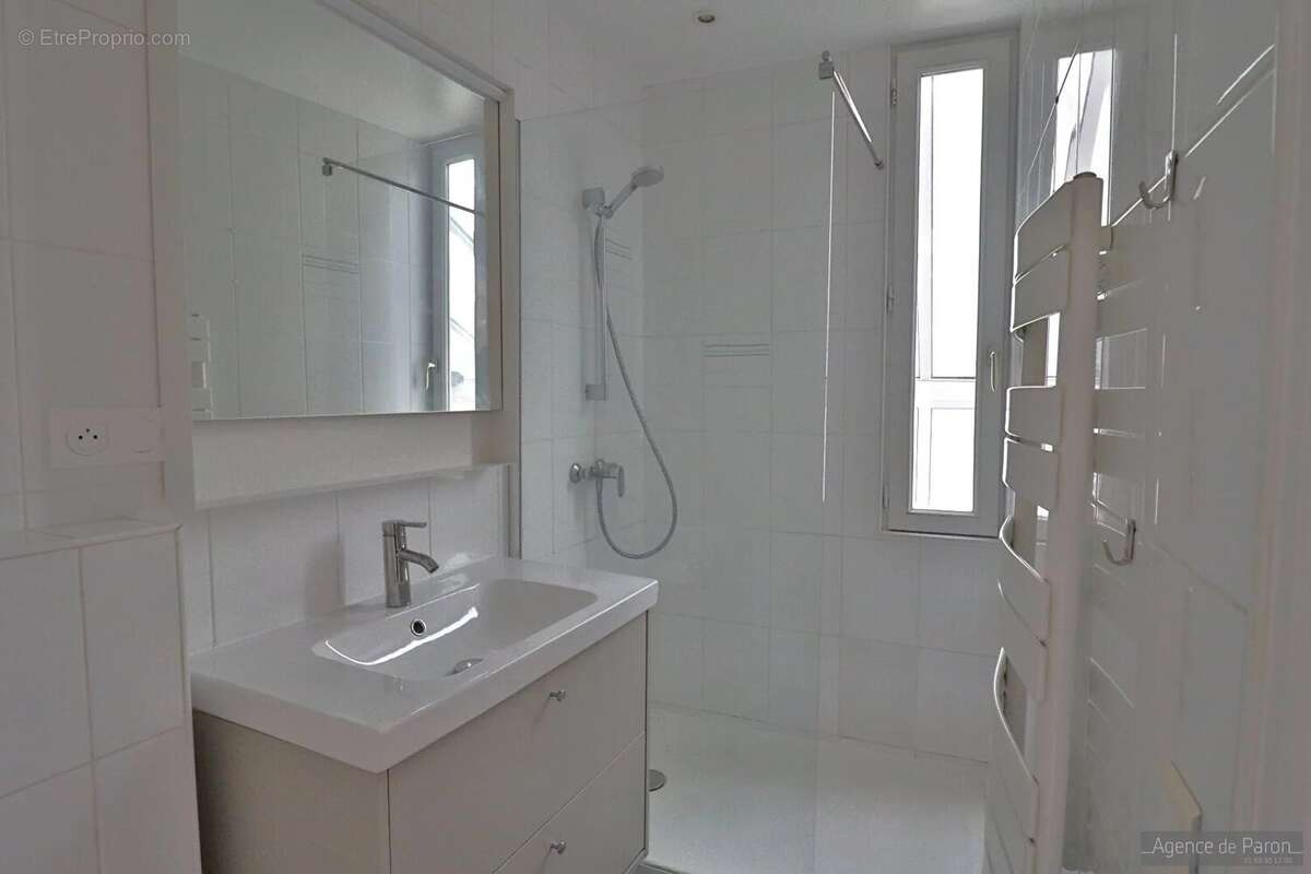 Maison à VERRIERES-LE-BUISSON