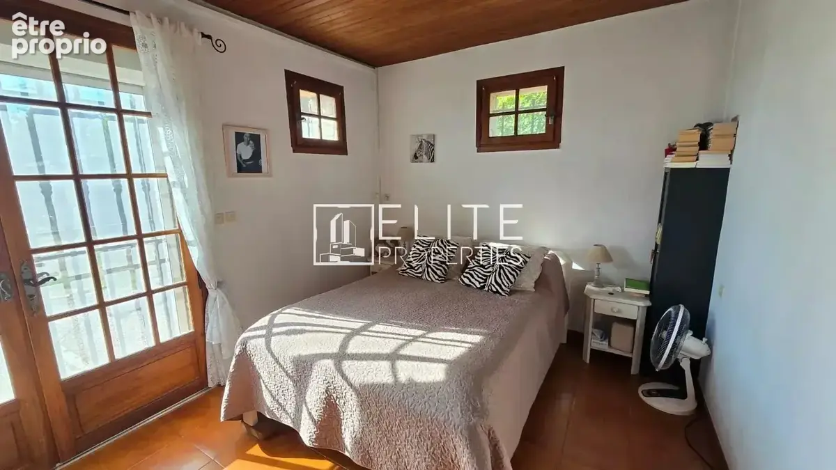 Maison en pierre 265m² + piscine - 2 appartements + studio – mouans-sartoux - photo 12