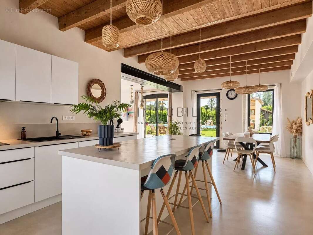 Mas blanc-des-alpilles — mas en pierre rénové en 2025 — 6 km de saint-rémy-de-provence — piscine - photo 9