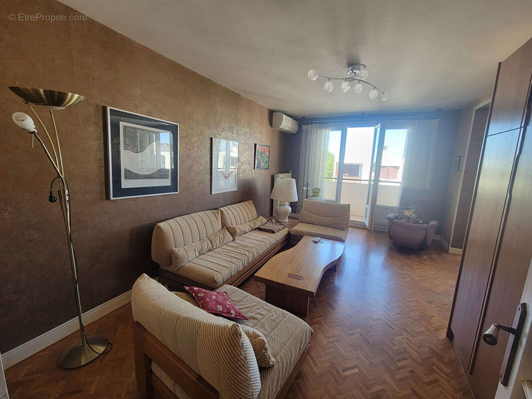 Appartement à PONT-DE-CHERUY