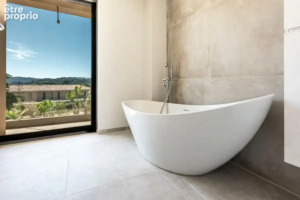 A vendre la cadiere 83740, maison d'exception au calme absolu avec piscine et vue dégagée - photo 13