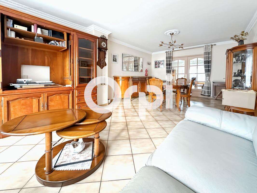 Maison à CAPPELLE-LA-GRANDE