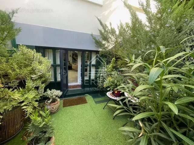 Appartement à RUEIL-MALMAISON