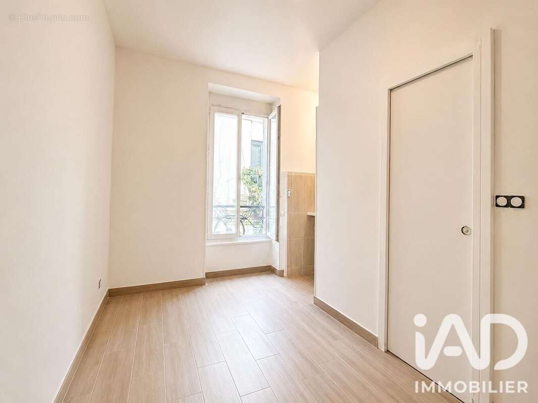 Photo 4 - Appartement à PARIS-14E