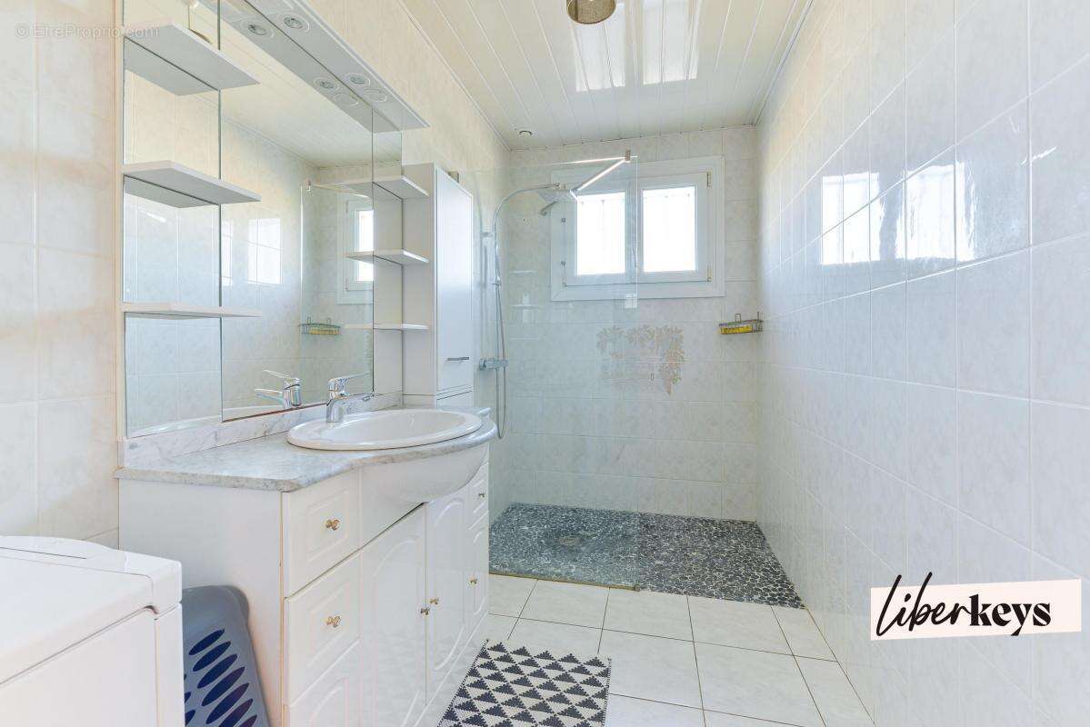 Maison à SAINT-MARS-DU-DESERT