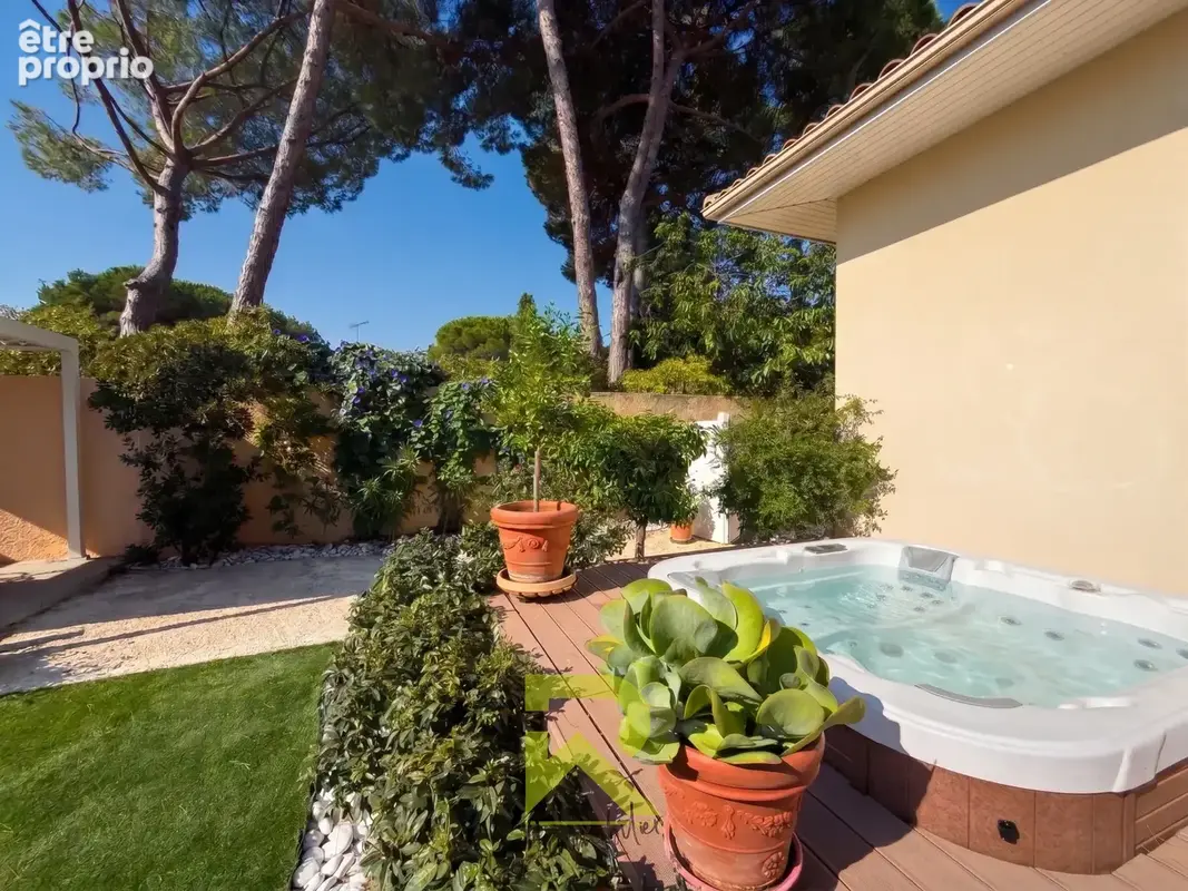 Grau d'agde superbe villa plain pied t4 au calme - photo 10