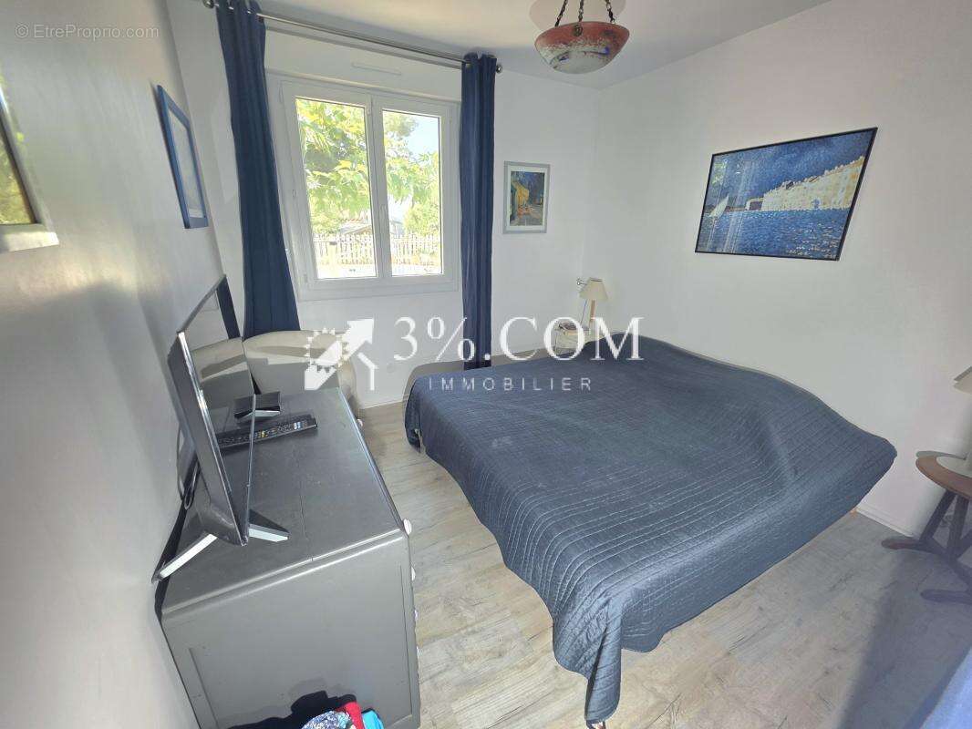 Villa rénovée avec piscine au calme - photo 10