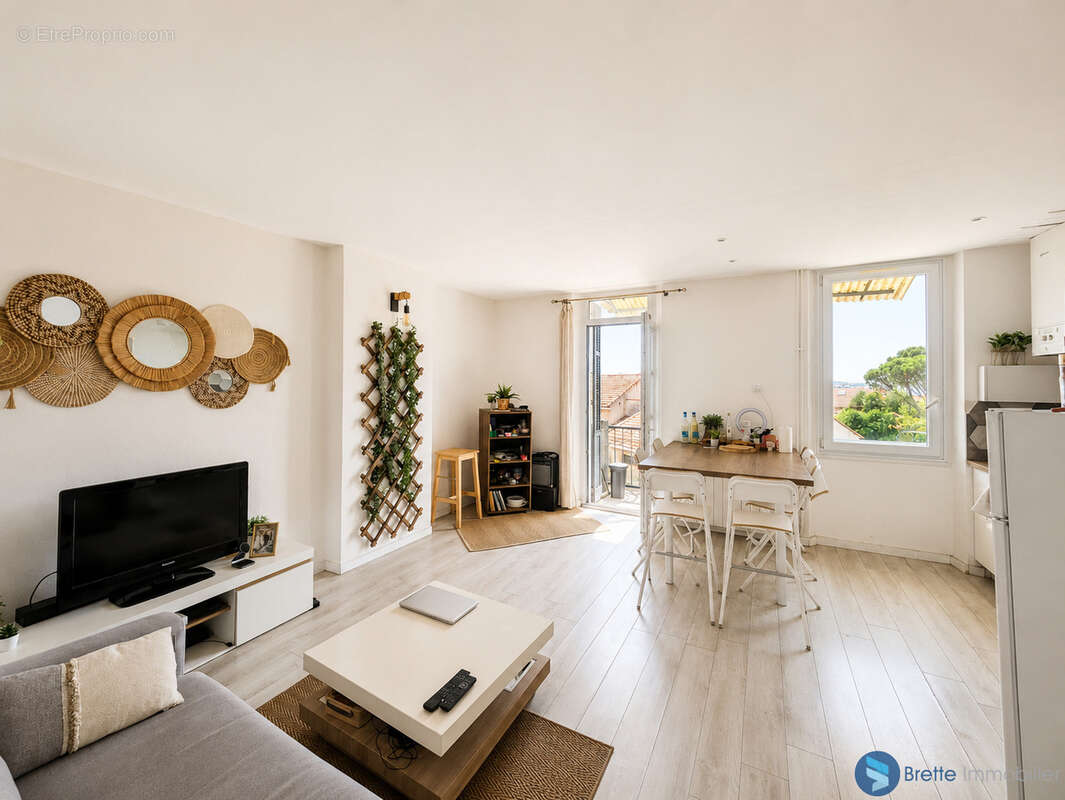 Toulon valbourdin appartement t2 avec balcon - photo 2