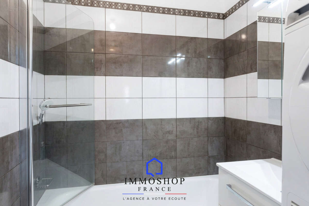 Appartement à MARSEILLE-9E