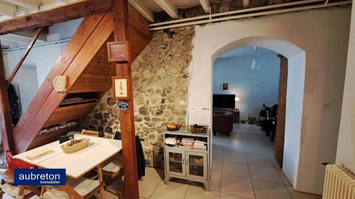 Maison à LA TERRASSE