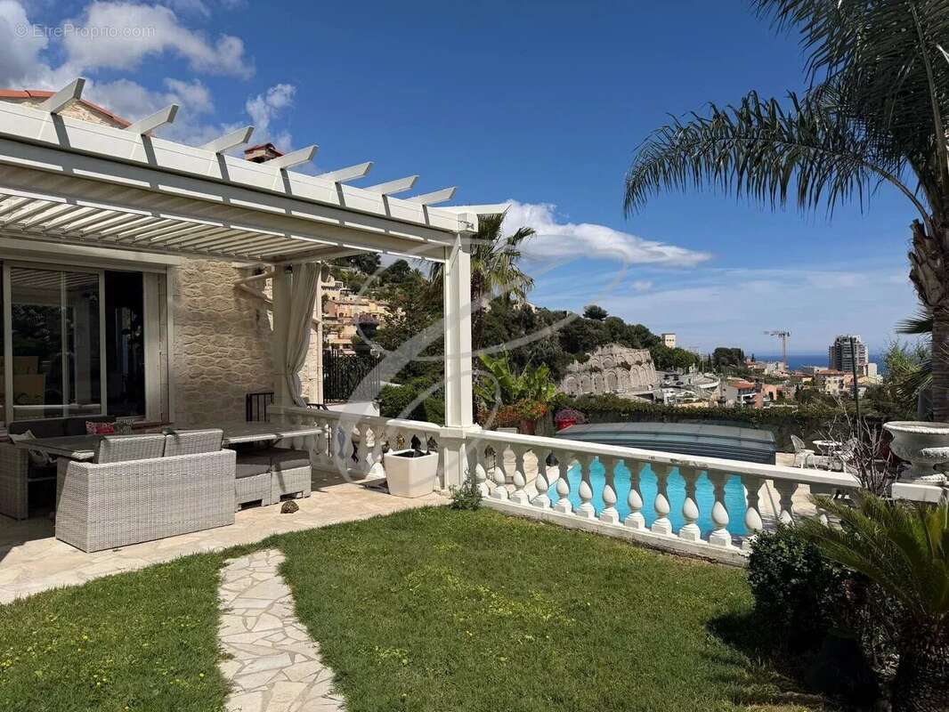Maison à BEAUSOLEIL