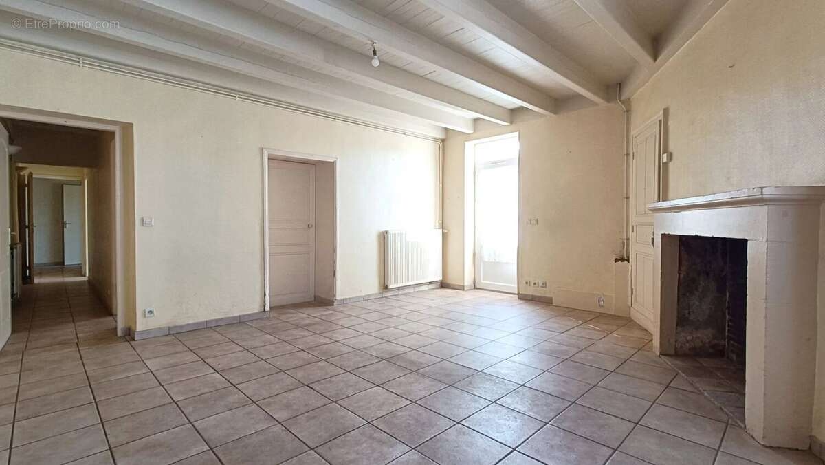 Maison à LE ROCHEREAU